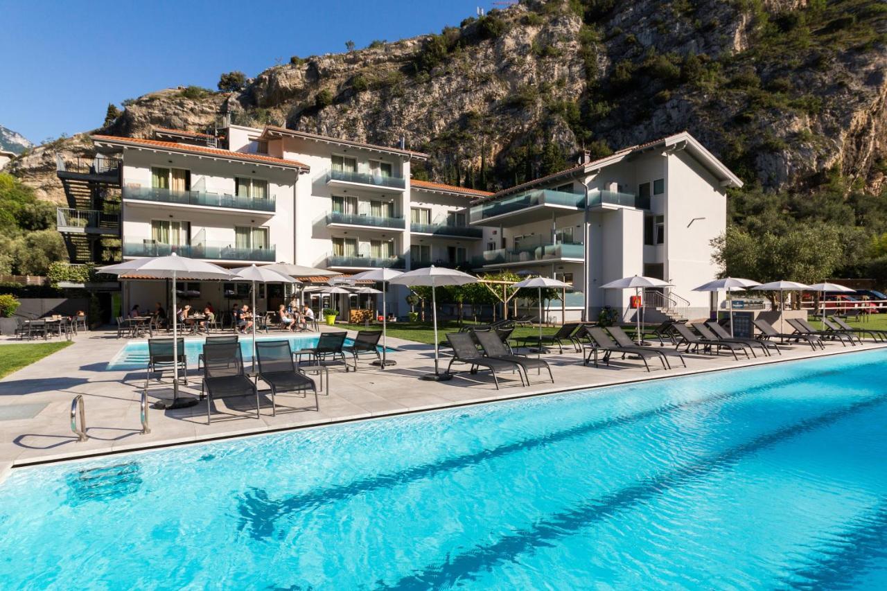 Aktivhotel Santalucia Torbole Sul Garda Exterior foto